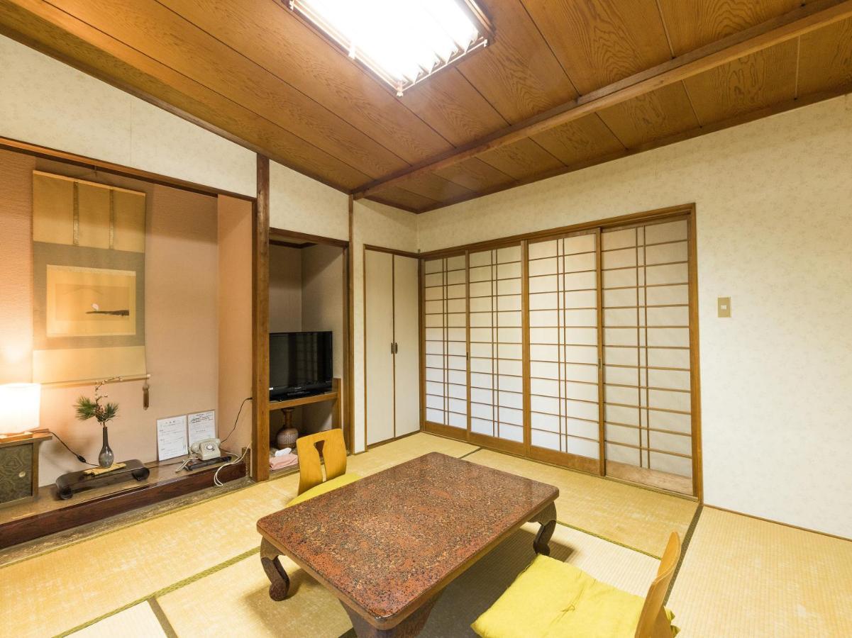Отель Tabist Shirasagi-Onsen Shirasagikan Тойота Экстерьер фото