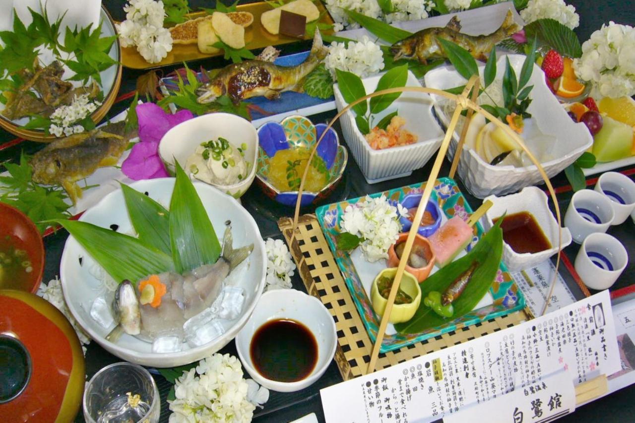 Отель Tabist Shirasagi-Onsen Shirasagikan Тойота Экстерьер фото